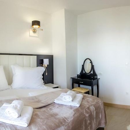 סגט ווראנייצה Trogir Residence Vila A מראה חיצוני תמונה