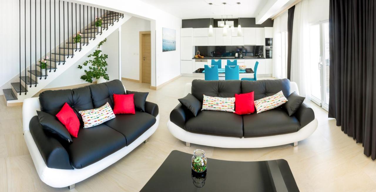 סגט ווראנייצה Trogir Residence Vila A מראה חיצוני תמונה