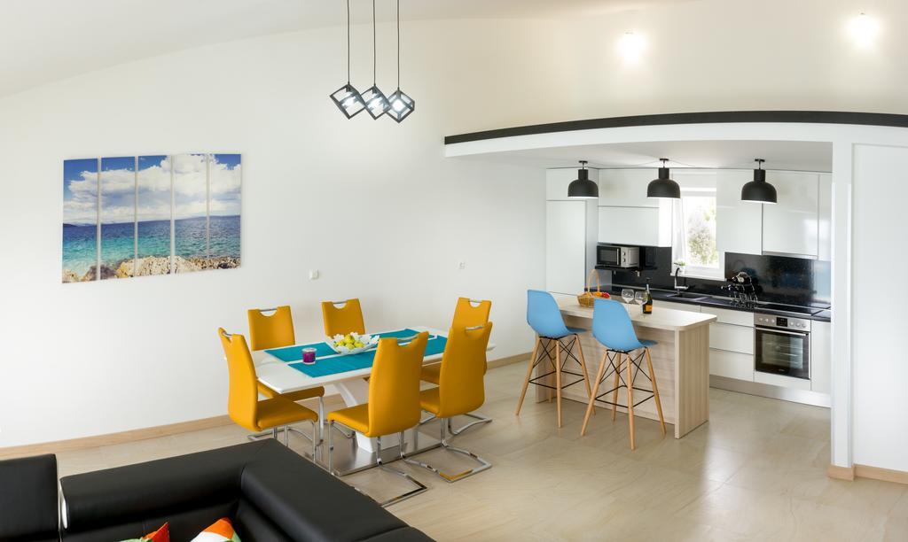 סגט ווראנייצה Trogir Residence Vila A מראה חיצוני תמונה
