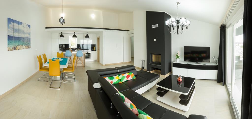 סגט ווראנייצה Trogir Residence Vila A מראה חיצוני תמונה