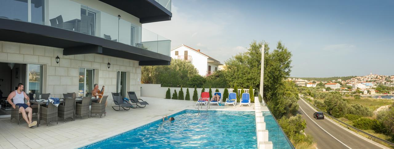 סגט ווראנייצה Trogir Residence Vila A מראה חיצוני תמונה